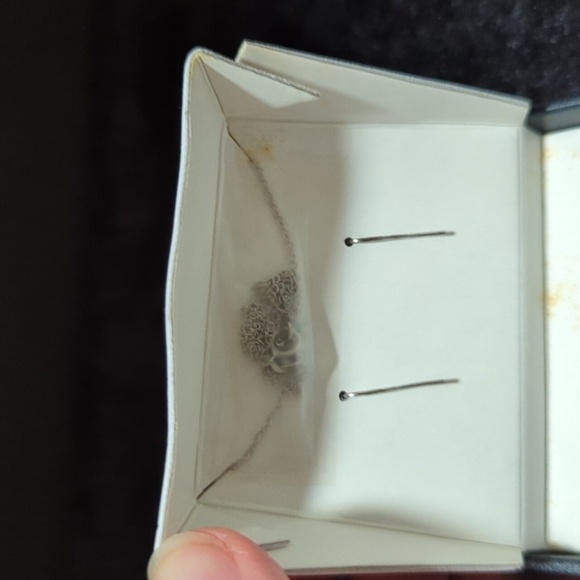 Unbranded Sterling Silver Amethyst Cubic Zirconia Pendant Necklace & Earrings - Picture 3 of 7